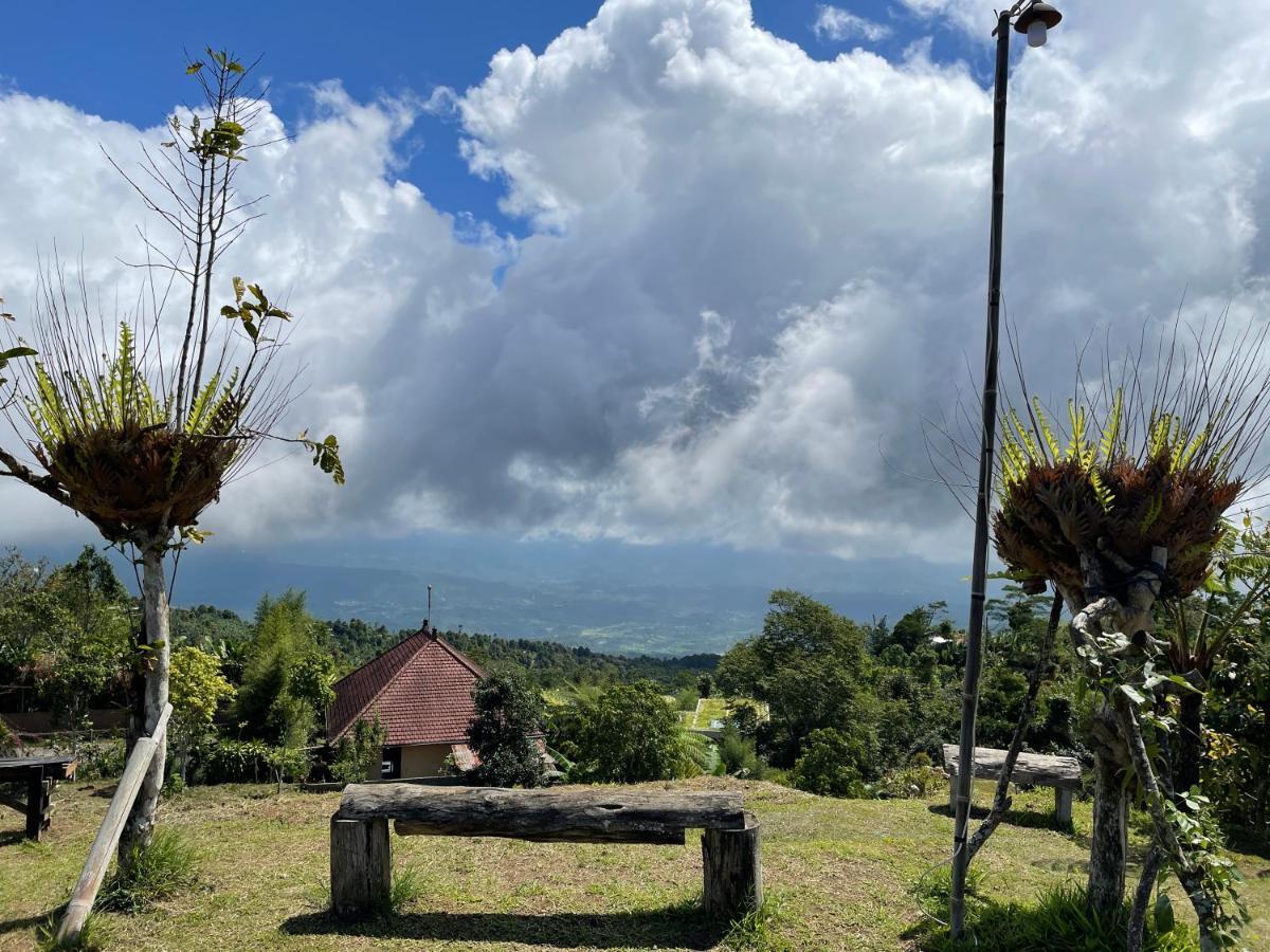 Bugo Camp Glamping & Natural Activity Munduk Esterno foto