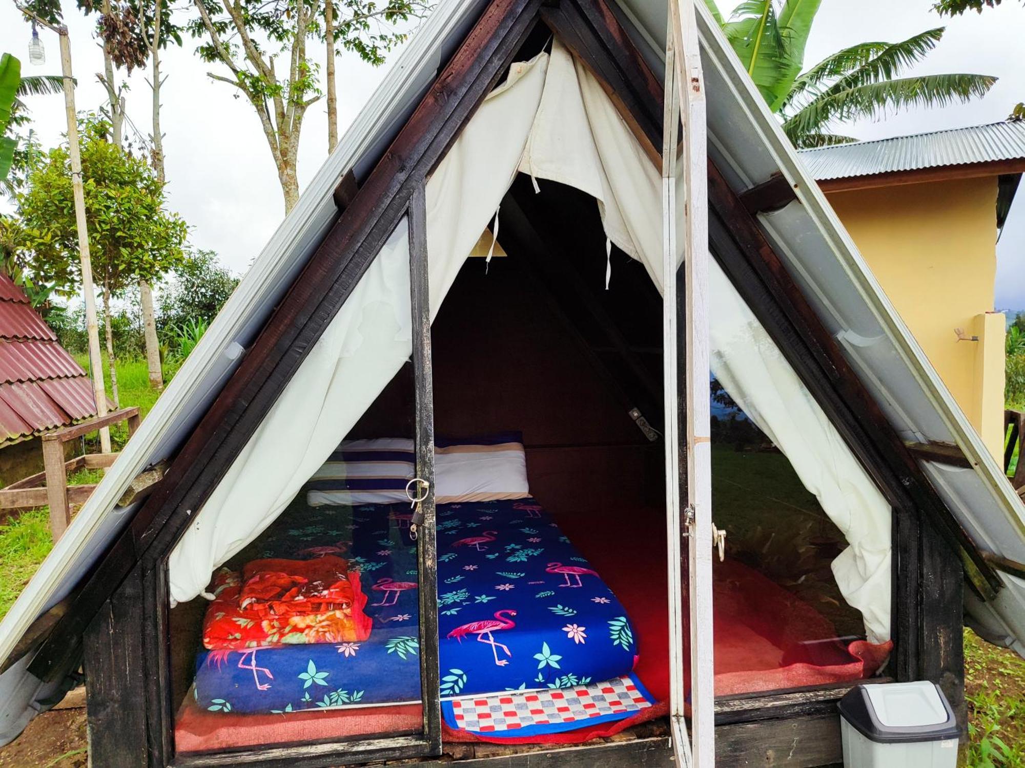 Bugo Camp Glamping & Natural Activity Munduk Esterno foto